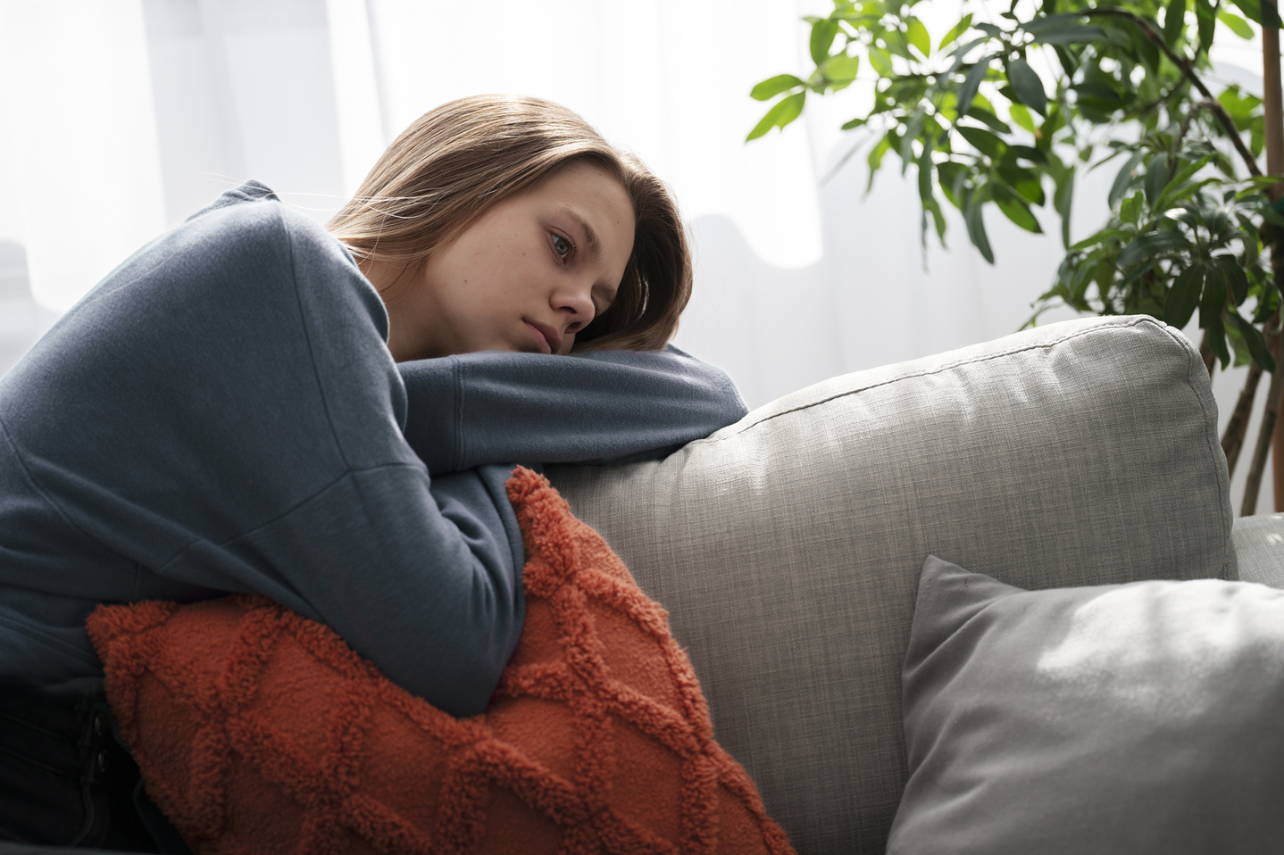 Робота із неускладненою реакцією втрати: доказовий підхід до консультування та супроводу людей у горі